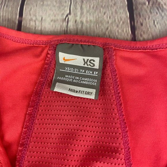 Nike Women Fit Dry Top Pink Athletic Fitted Shirt - Picture 6 of 7